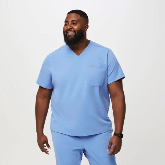 FIGS Men's Leon Three-Pocket Scrub Top in Blue PO# 1535, size XL - Picture 1 of 10